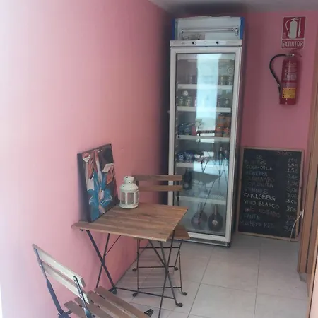Guest house Pink House *